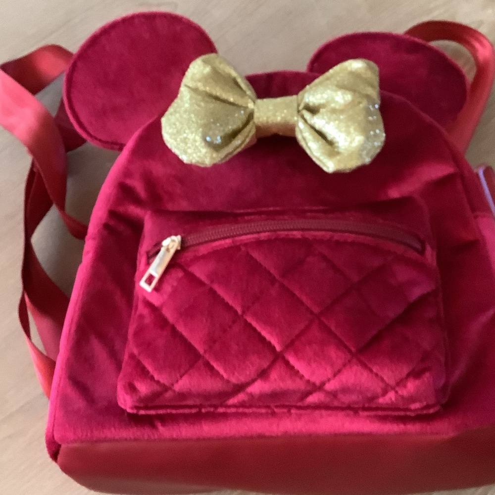 Red  Velvet Minnie Disney Loungefly